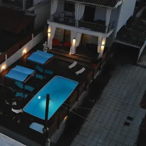  Βίλα Azzuro Ground Floor